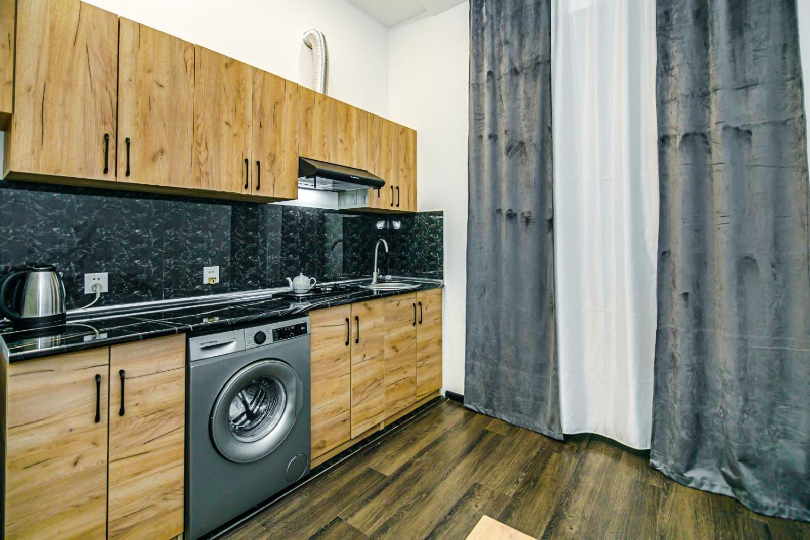 M Estate. 2 Room Home In Targovu Baku Ngoại thất bức ảnh