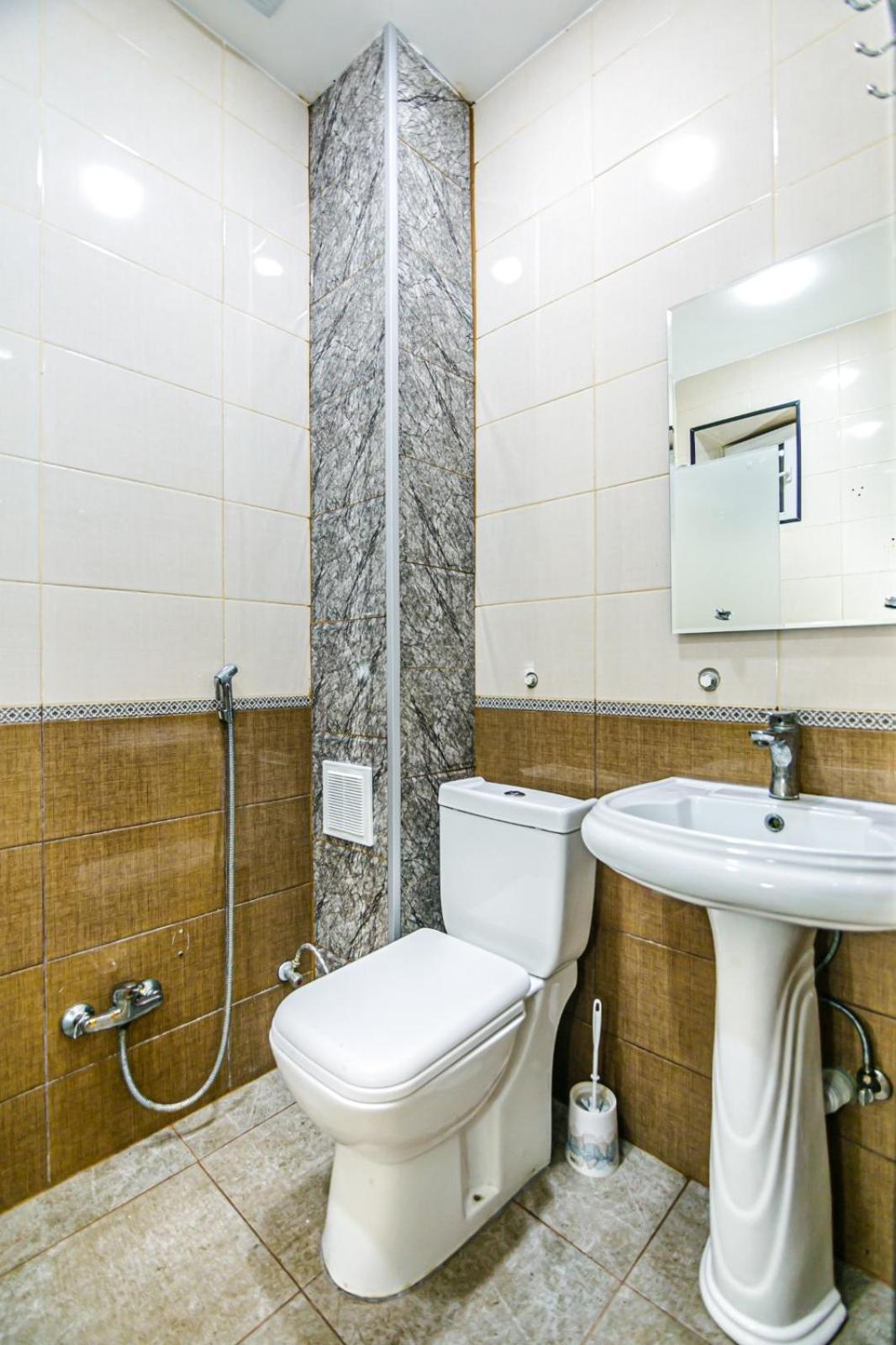 M Estate. 2 Room Home In Targovu Baku Ngoại thất bức ảnh